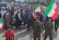 فیلم | راهپیمایی مردم و نمازگزاران بخش حویق در محکومیت جنایت تروریستی شیراز