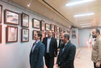 گزارش تصویری | بازدید شهردار رشت از نمایشگاه عکس بزرگداشت های میرزا کوچک خان از دوران بعد از انقلاب تاکنون