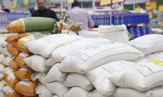 از سازوکار تعریف شده برای خریداری برنج کشاورزان سو استفاده می شود