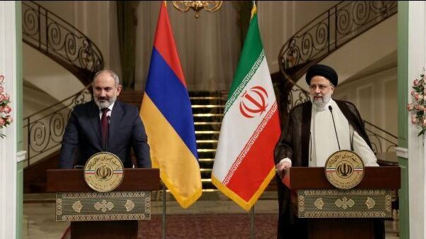 درخواست پاشینیان برای مذاکره فوری با علی اف و حمایت ایران از تمامیت ارضی کشورها