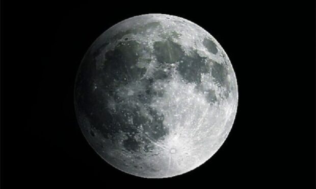 امشب زمین بین خورشید و ماه قرار می‌گیرد؛